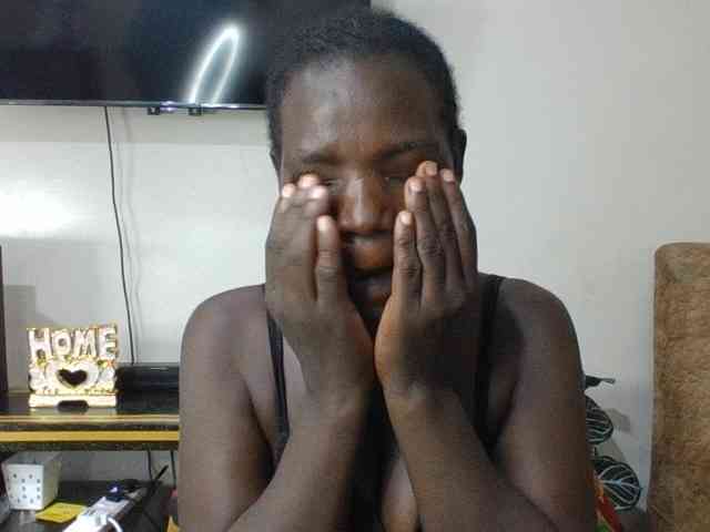 blaqqueen1 webcam
