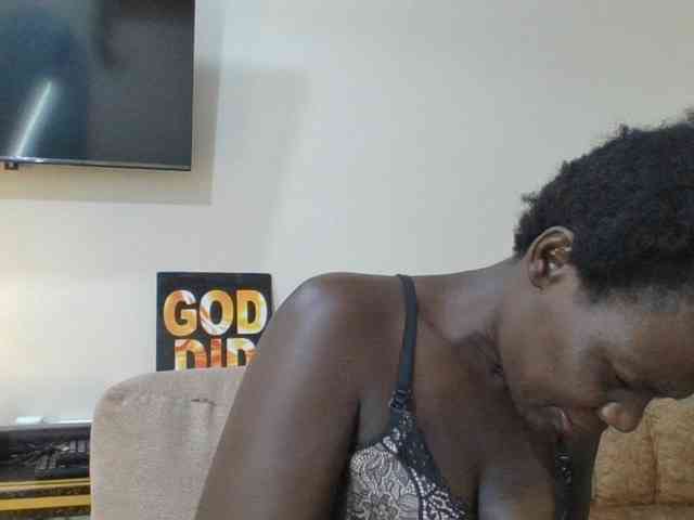 blaqqueen1 webcam