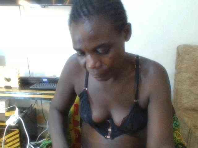 blaqqueen1 webcam