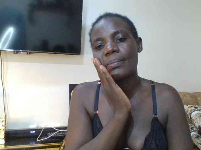 blaqqueen1 webcam