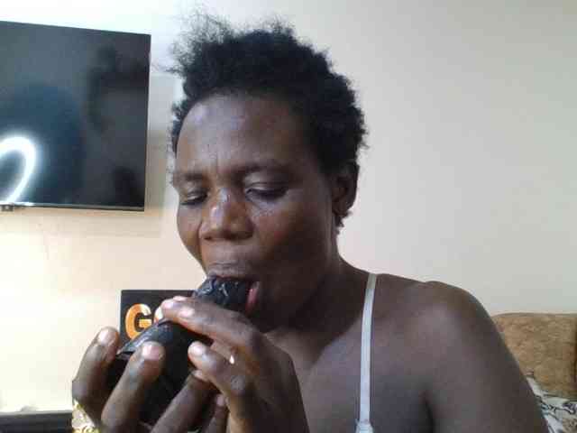 blaqqueen1 webcam