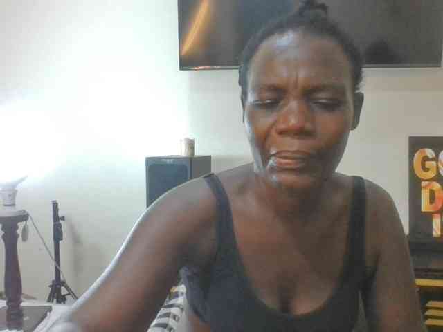 blaqqueen1 blaqqueen1