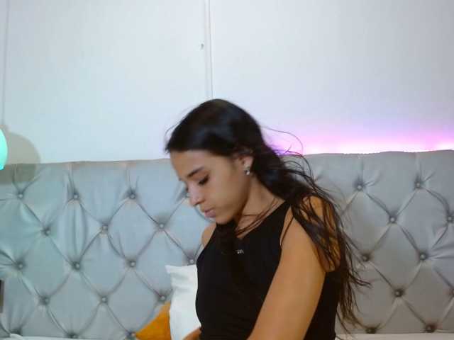AmelieLaurent, en vivo ahora en BongaCams