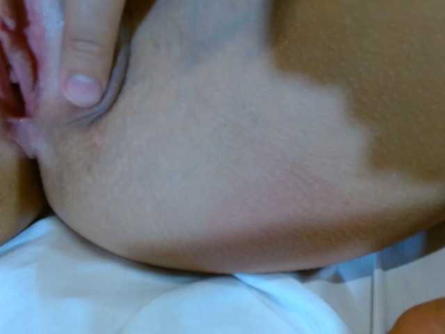 AmelieLaurent live cam on BongaCams