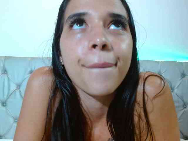 AmelieLaurent webcam