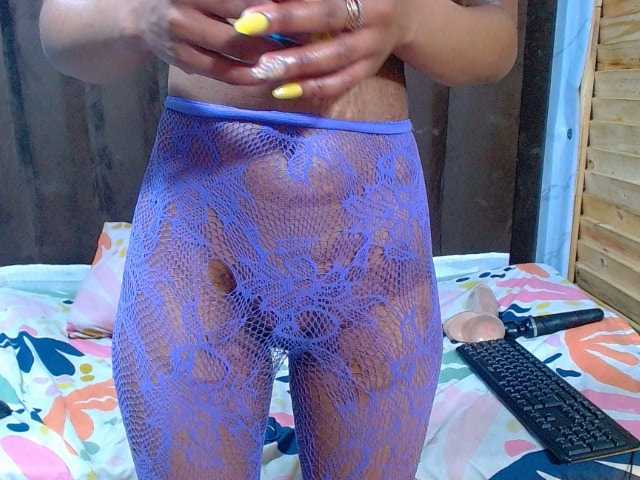Sexy Chanty Babe (SexychantyBabe25)