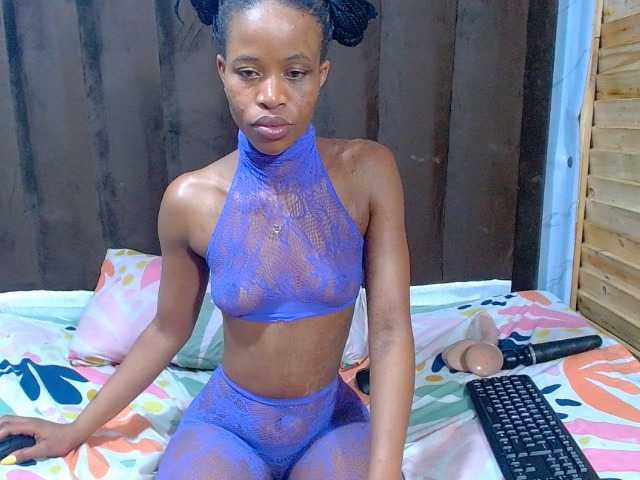 sexychantyBabe25
