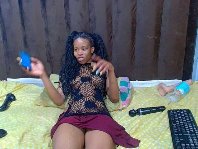 sexychantyBabe25 live cam on BongaCams