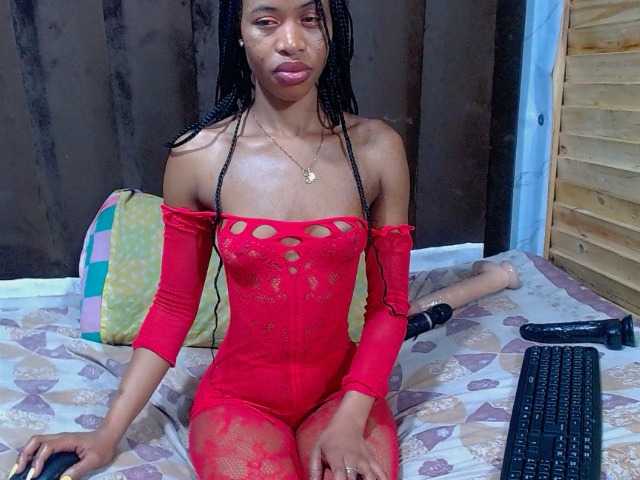 sexychantyBabe25 live cam