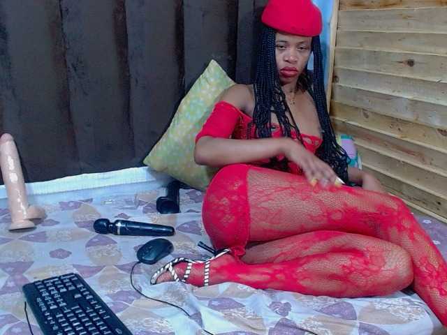 sexychantyBabe25 live cam on BongaCams
