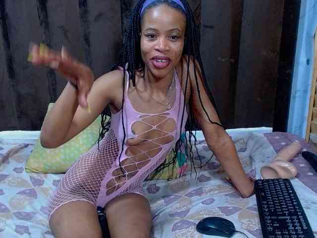 sexychantyBabe25 sexychantyBabe25