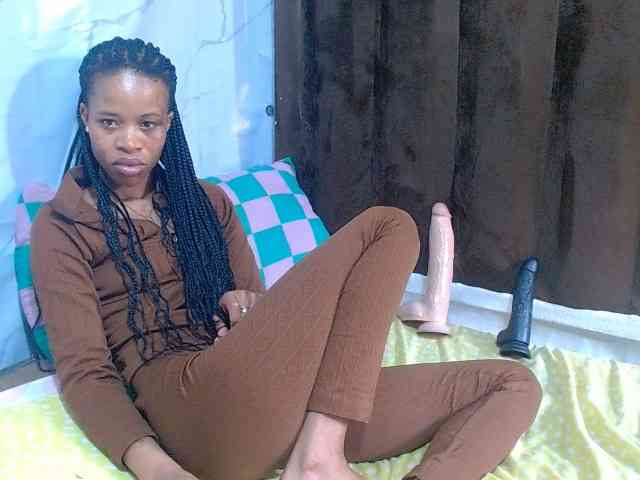 sexychantyBabe25 sexychantyBabe25