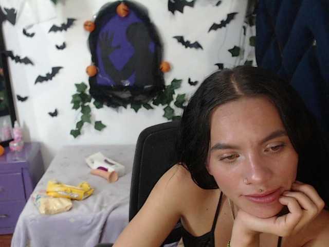 Valeria-Chavez live cam on BongaCams
