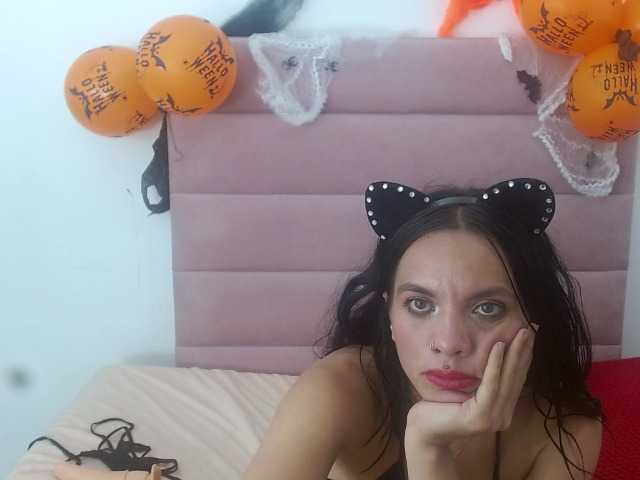 Valeria-Chavez live cam on BongaCams