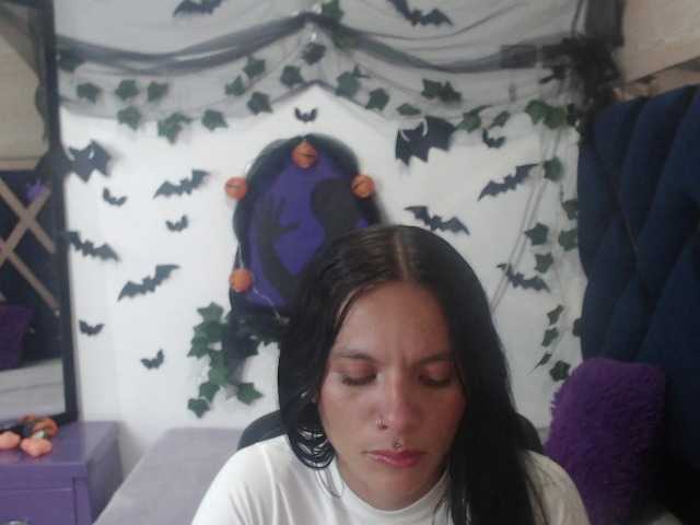 Valeria-Chavez live cam preview