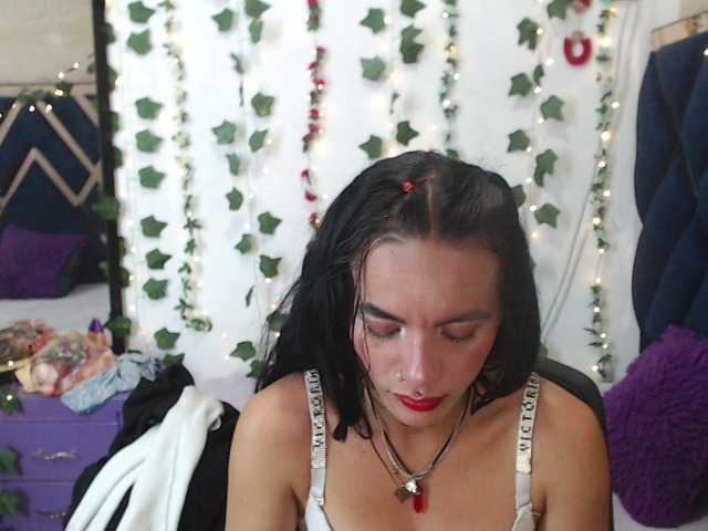 Valeria-Chavez live cam on BongaCams