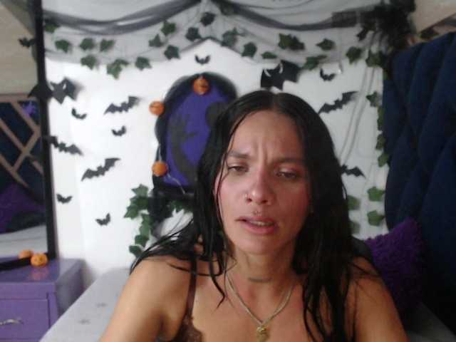 Valeria-Chavez live cam preview