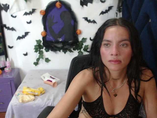 Valeria-Chavez live cam preview