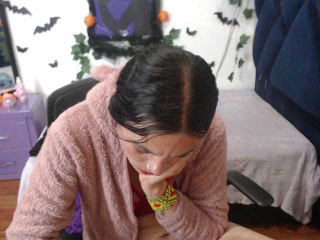 Valeria-Chavez live cam on BongaCams