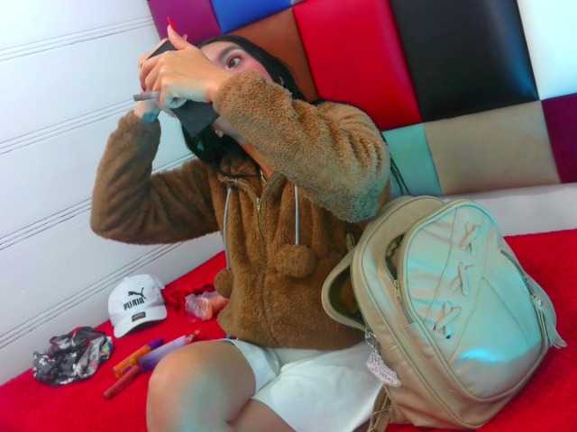 Valeria-Chavez live cam on BongaCams