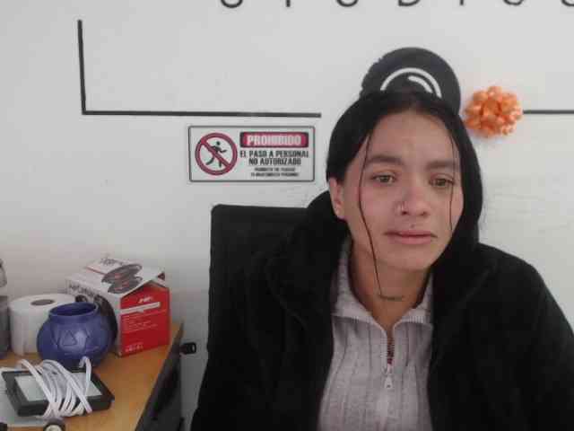 Valeria-Chavez webcam