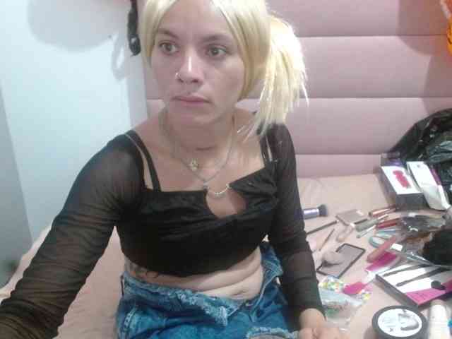 Valeria-Chavez Valeria-Chavez