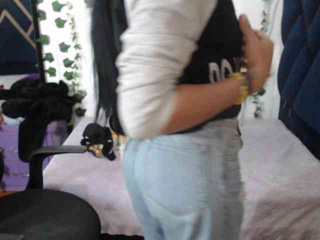 Valeria-Chavez webcam
