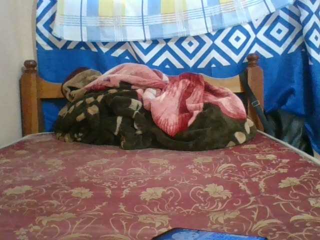 Chat with Charliepoco live cam