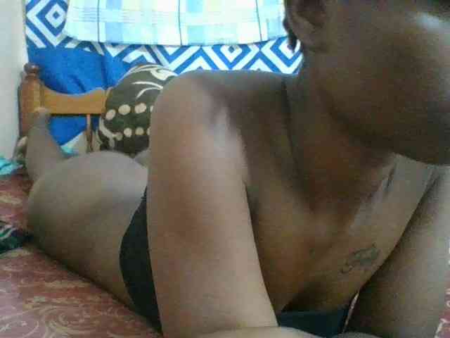 Charliepoco webcam