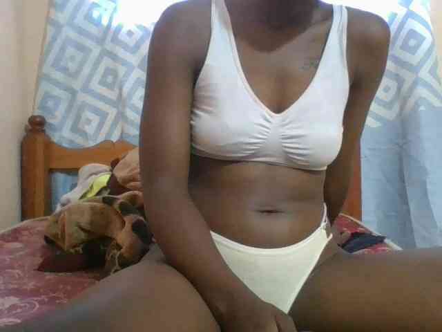 Charliepoco webcam