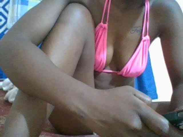 Charliepoco webcam