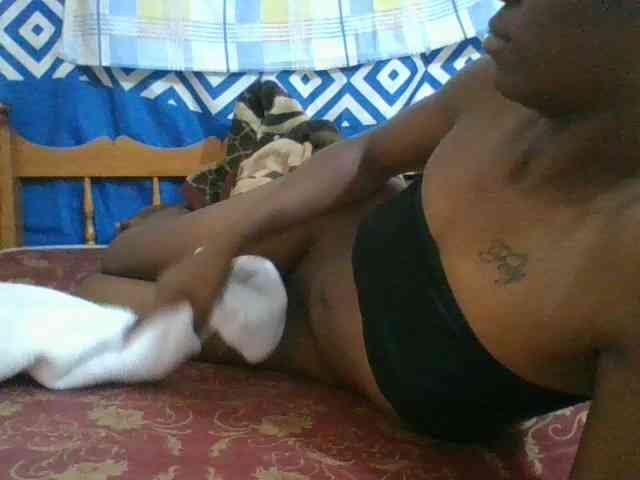 Charliepoco webcam