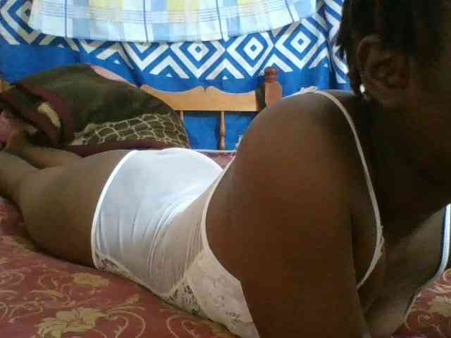 Charliepoco webcam