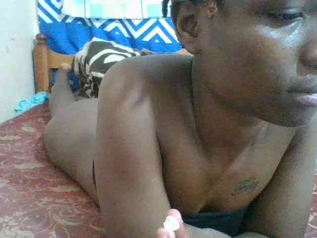 Charliepoco webcam