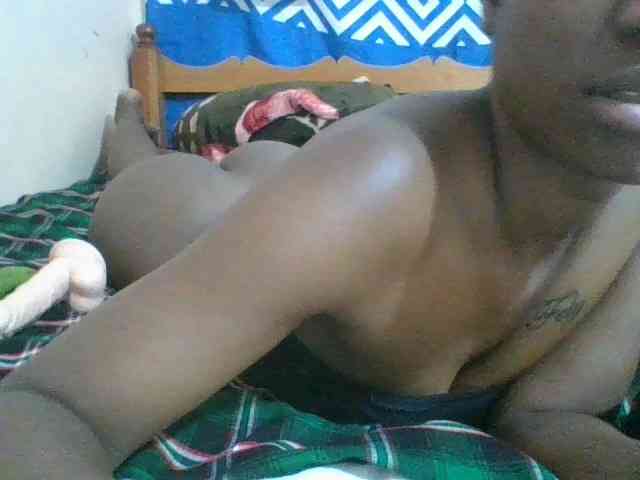 Charliepoco webcam
