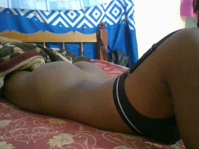 Charliepoco webcam