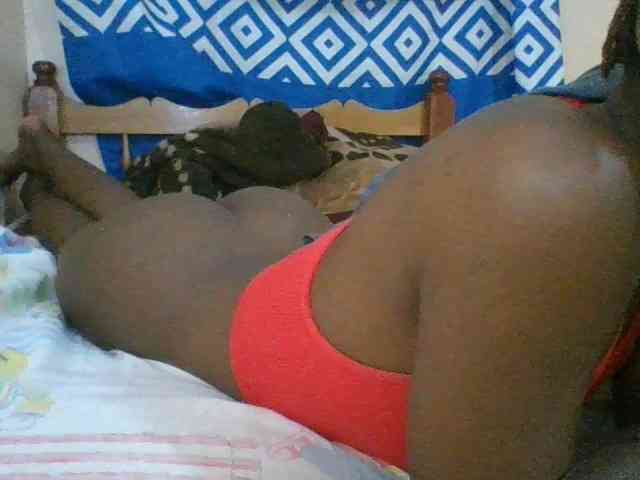 Charliepoco webcam