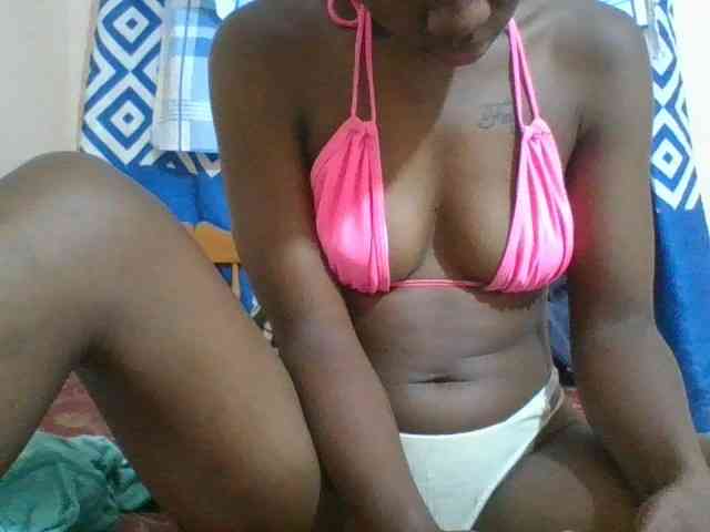 Charliepoco webcam