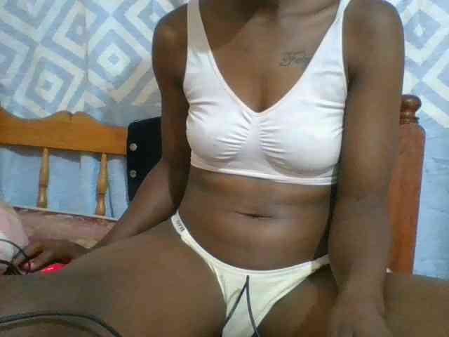 Charliepoco webcam