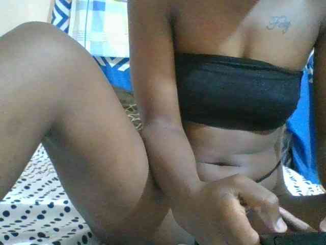 Charliepoco webcam