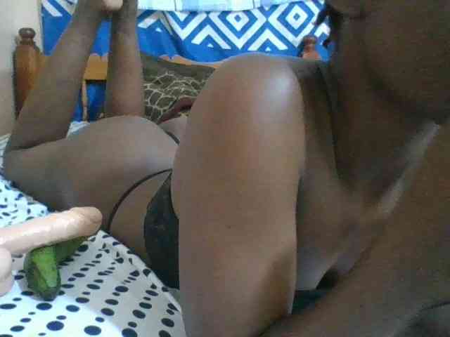 Charliepoco webcam