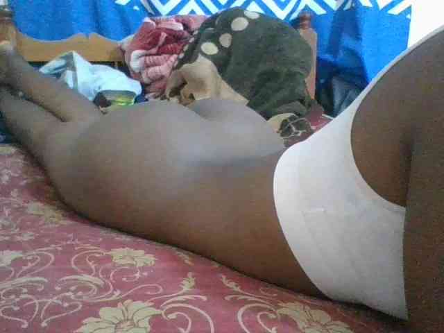 Charliepoco webcam
