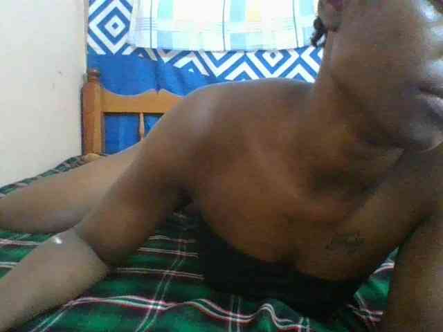 Charliepoco webcam