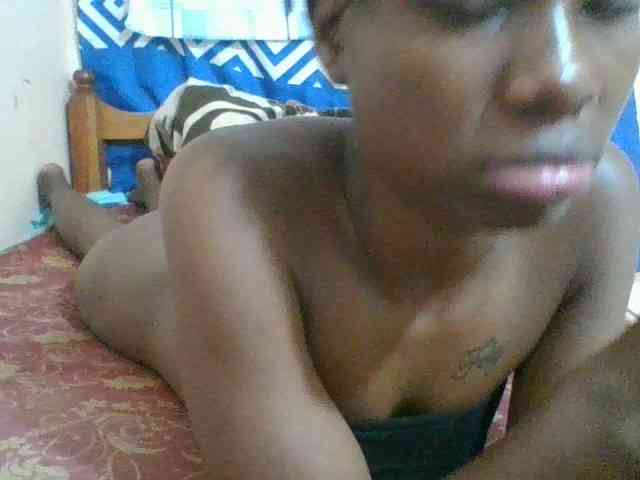Charliepoco webcam