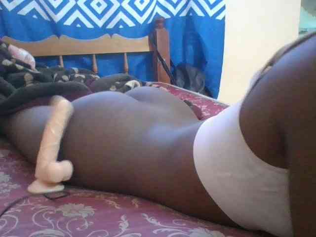 Charliepoco webcam