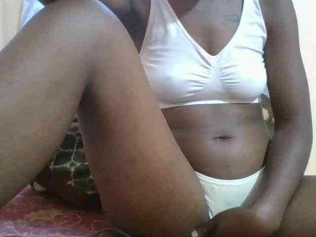 Charliepoco webcam