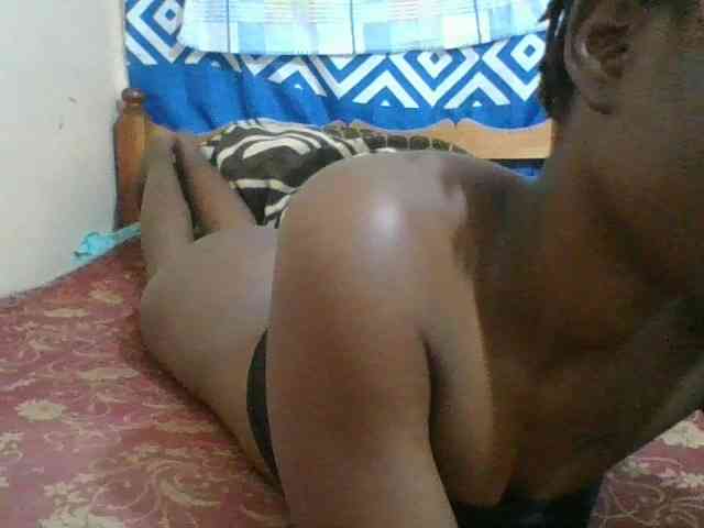 Charliepoco webcam