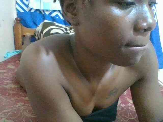 Charliepoco webcam
