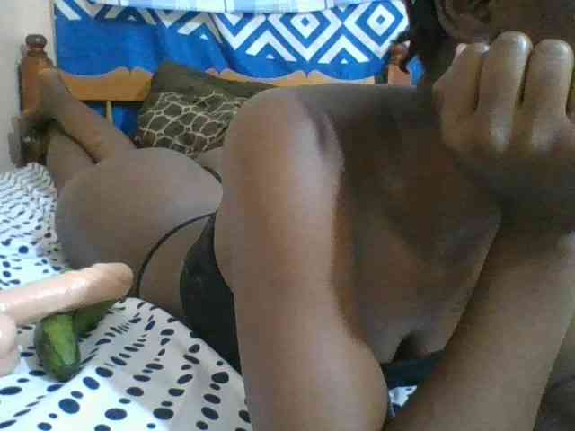 Charliepoco's webcam live show
