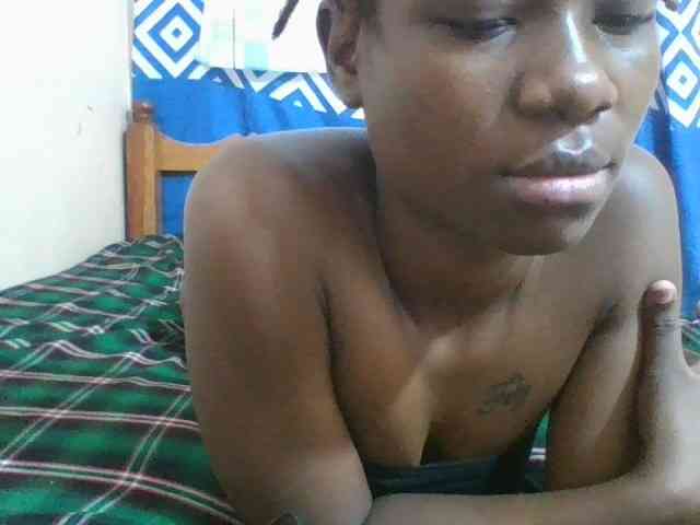 Charliepoco webcam